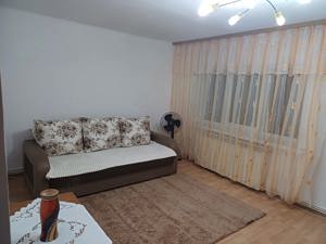 Închiriez apartament 3 camere - imagine 4