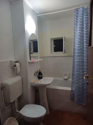 Închiriez apartament 3 camere - imagine 2