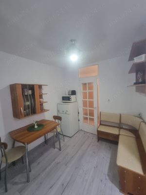 Vand apartament 2 camere decomandat zona Mirce cel Batran - imagine 7