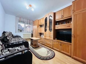 Apartament cu 2 camere, Cetate