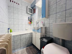 Apartament cu 2 camere, Cetate - imagine 6