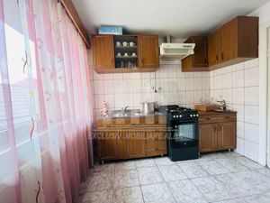 Apartament cu 3 camere la casa, Tolstoi - imagine 3