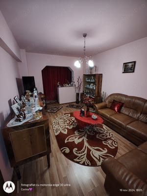 Vand apartament 2 camere Brasov - imagine 3