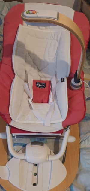 balansoar Chicco cu muzica sunete si lumini si cablu pt Mp3 