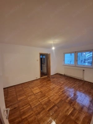 Vând apartament cu 2 camere în Moroasa, zonă liniștită  - imagine 4