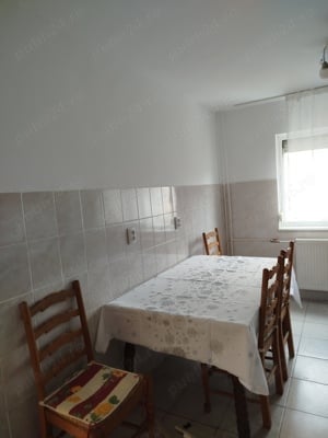 Închiriez apartament 3 camere  Oradea