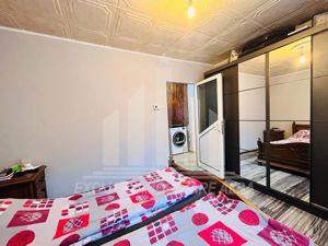 Apartament cu 2 camere decomandate, Cetate zona foarte buna - imagine 4