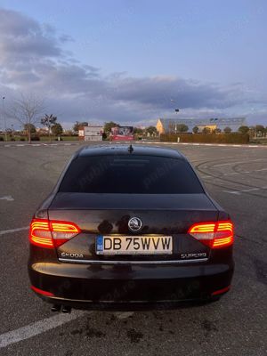 Vand Skoda Superb 2014 - imagine 8
