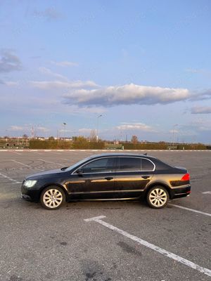Vand Skoda Superb 2014 - imagine 4
