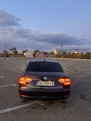 Vand Skoda Superb 2014 - imagine 3