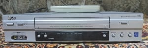 videorecorder VHS LG, stare excelentă 