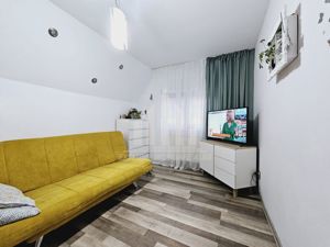 Apartament cu 3 camere de vanzare, Ampoi 1 - imagine 3