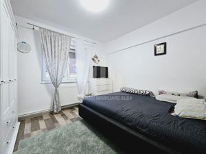 Apartament cu 3 camere de vanzare, Ampoi 1 - imagine 6