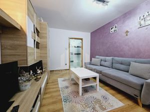 Apartament cu 3 camere de vanzare, Ampoi 1 - imagine 2