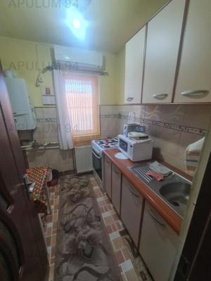 Apartament cu 2 camere de vânzare în Câmpina - Zona semicentrala - imagine 8