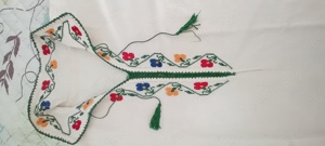 Camasa de panza cusuta manual cu flori - imagine 3