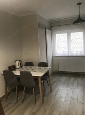 Chirie Apartament cu 2 camere in centru pe Blv Decebal  - imagine 8   Chirie Apartament cu 2 camere in centru pe Blv Decebal  - imagine 8