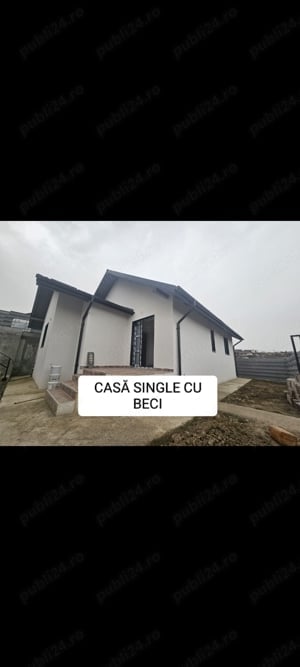 casa single cu beci