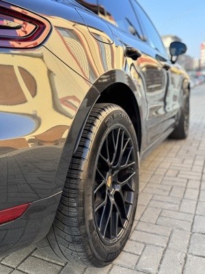 PORSCHE MACAN GTS 3.0 V6 BiTurbo 360 CP - PDK, Garantie extinsa Porsche , Pachet Sport Plus - imagine 7