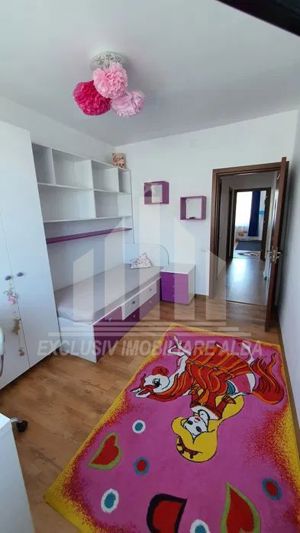 Apartament cu 4 camere, etaj intermediar, Cetate - imagine 5