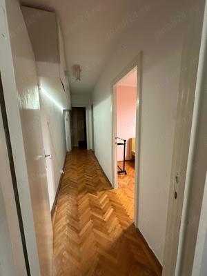 Închiriez apartament 3 camere, centrala, clima, mobilat, utilat - imagine 6