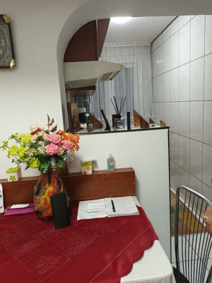 Apartament de închiriat, ostroveni str gladiolelor c 18 , etaj 3 din 4   3 camere  - imagine 6