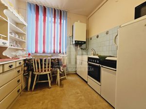 Apartament cu 2 camere de vanzare, Cetate - imagine 4