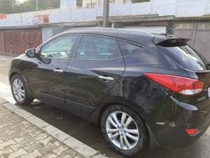 Vând Hyundai ix 35 Luxury  - imagine 2
