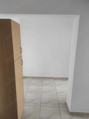 Vand apartament 2 camere - imagine 4