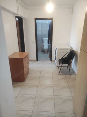 Vand apartament 2 camere - imagine 3