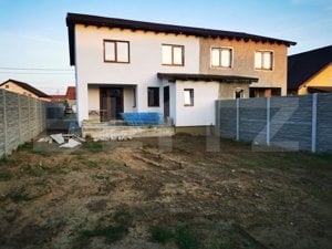 Duplex cu 5 camere, 140 mp utili, teren 265 mp, Mosnita Veche