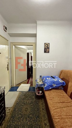 Apartament cu 1 camera de 54 mp - zona Take Ionescu - imagine 4