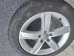 Jenti și cauciucuri  - imagine 5