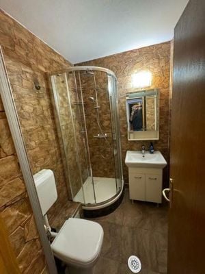 APARTAMENT LANGA METROU ZONA STEFAN CEL MARE - imagine 13