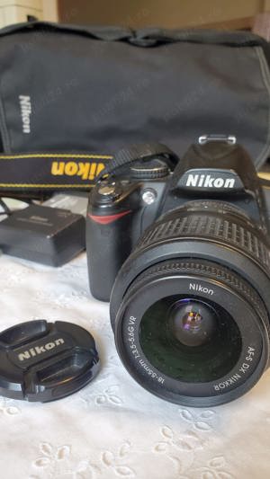 Se vinde aparat foto DSLR Nikon D3000, stare excelentă +cadou trepied. - imagine 3