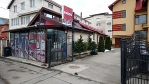 Proprietar, inchiriez spatiu comercial, 160 mp, 1200EUR, negociabil