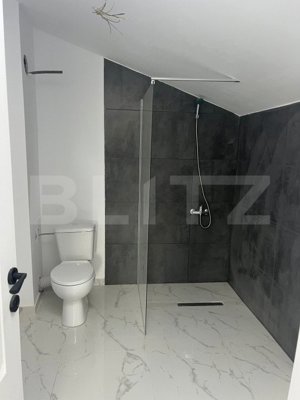 Apartament 3 camere, 67mp, semifinisat, 2 bai, parcare, zona Teilor - imagine 9