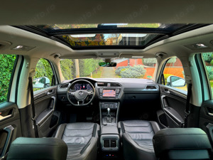 VW Tiguan R Line 2.0 TDI 190 C.P 4x4 Bord Virtual Panoramic Piele Unic Proprietar - imagine 6