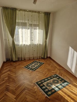 Apartament 3 camere de vanzare, Pitesti - imagine 3