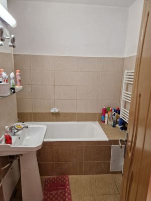 Apartament 3 camere de vanzare, Pitesti - imagine 5