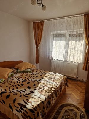 Apartament 3 camere de vanzare, Pitesti - imagine 4