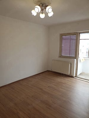 De vânzare apartament cu 3 camere  - imagine 5