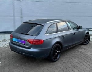  Audi A4 b8 motor 2.0 tdi an 2009 - imagine 3