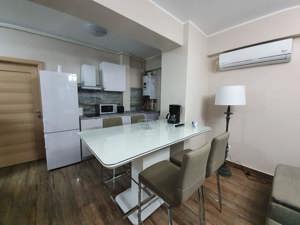 Vând apartament 2 camere în Mamaia zona Butoaie etj 6 vedere frontala spre mare  - imagine 4