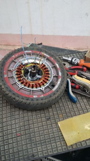 Reparații trotinete și scutere electrice