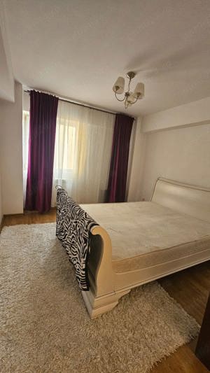 vând apartament 4 camere Burdujeni  - imagine 3