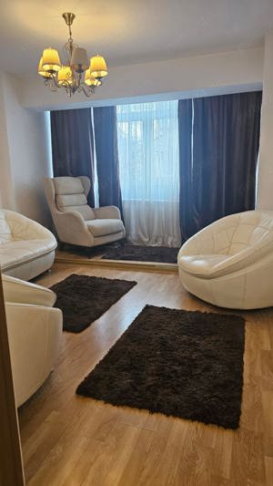 vând apartament 4 camere Burdujeni  - imagine 2