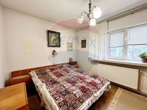 Apartament  4 camere / 75 mp / decomandat/  zona 1 Mai / 2 bai / 4 / 4 - imagine 6