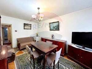 Apartament  4 camere / 75 mp / decomandat/  zona 1 Mai / 2 bai / 4 / 4