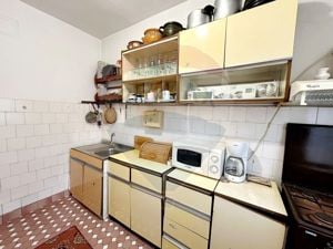 Apartament  4 camere / 75 mp / decomandat/  zona 1 Mai / 2 bai / 4 / 4 - imagine 13